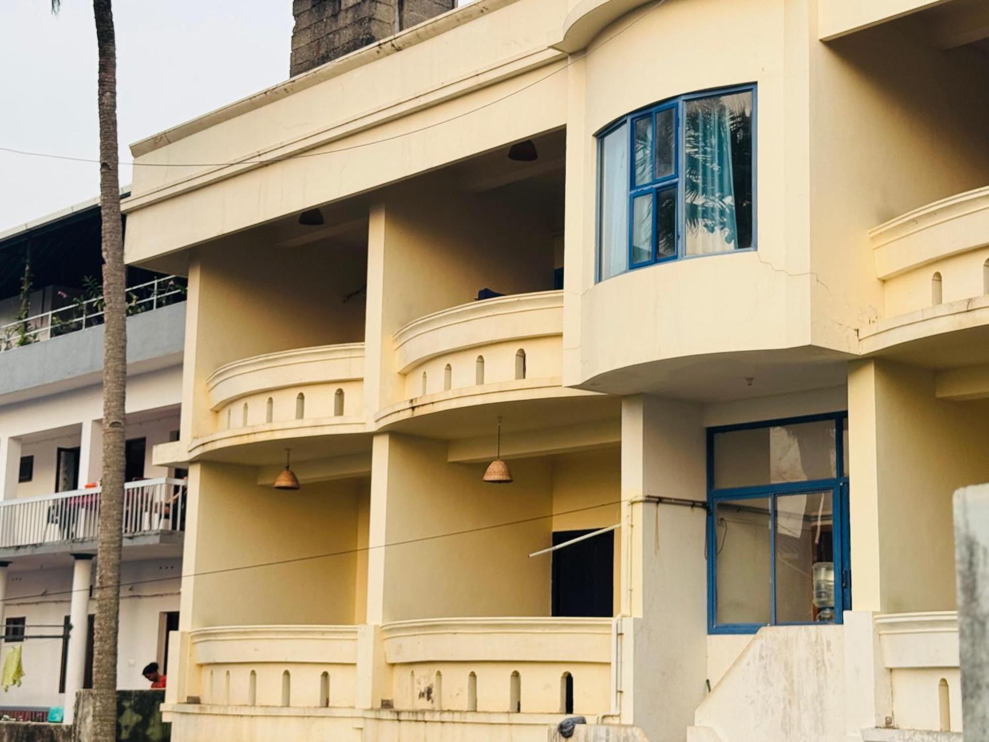 Beach View Balcony Resort By Hello Varkala Esterno foto